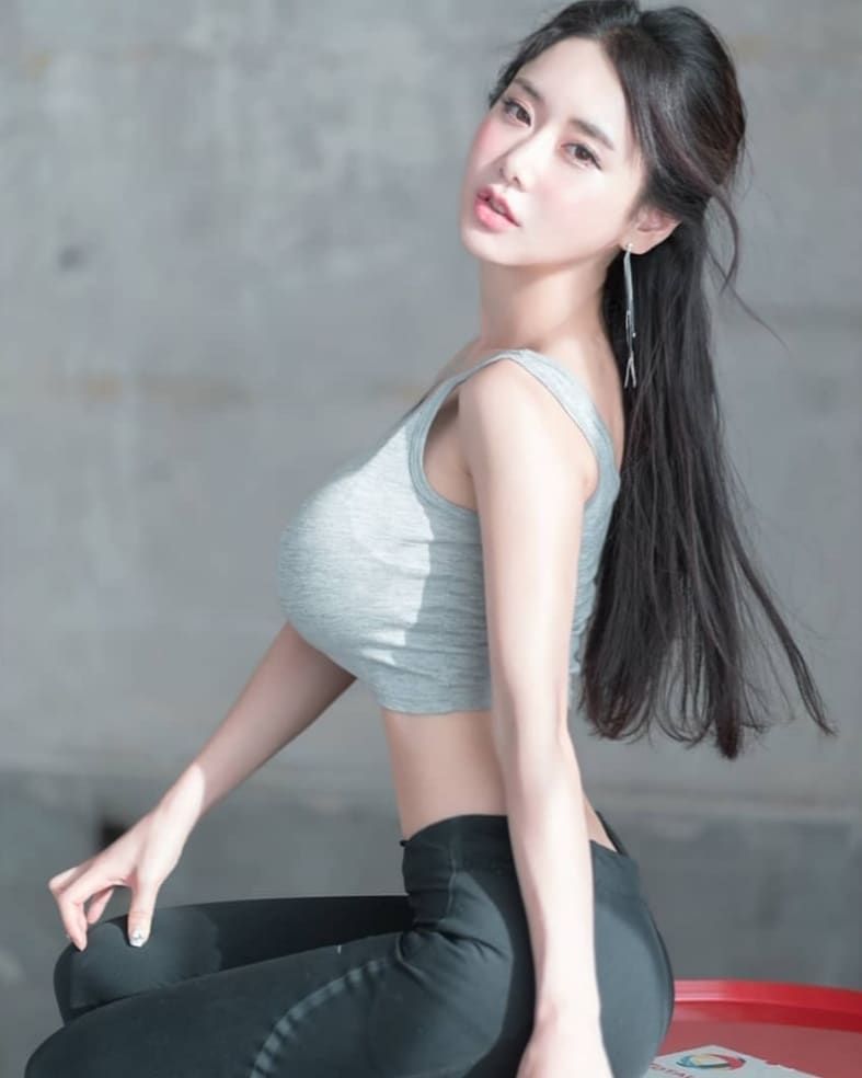 Korean girl big boob