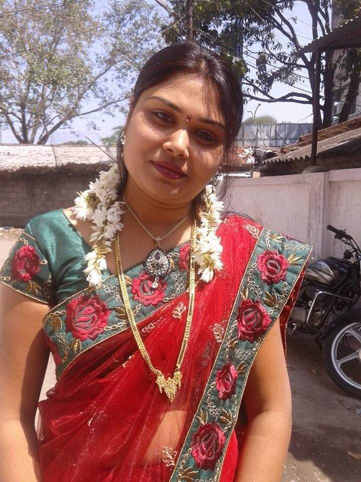 All aunty mangalsutra saaree sex hd picture