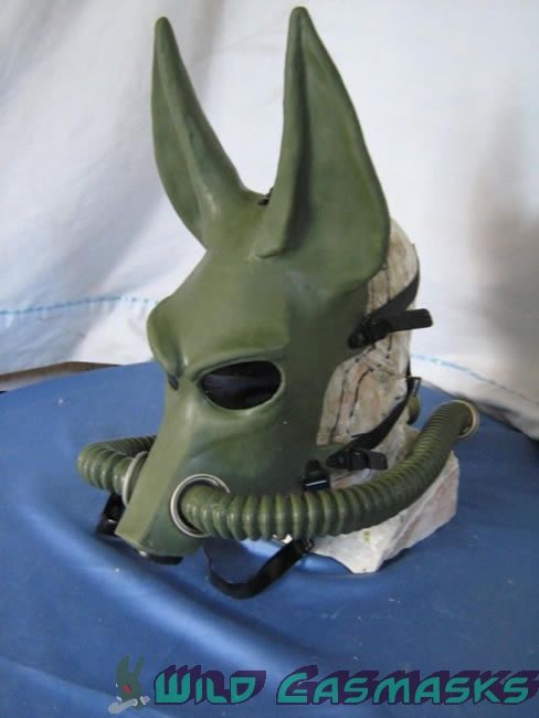 Jackal latex gas mask