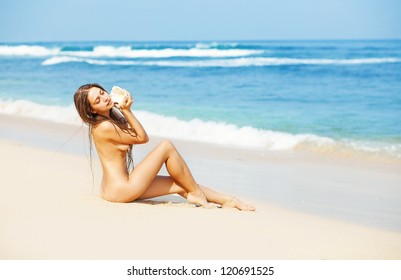 Beautiful nudes at beach
