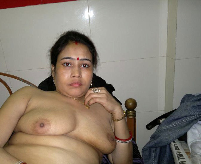 Desi bhabhi real boobs big