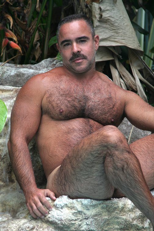 Nude hairy mature daddies