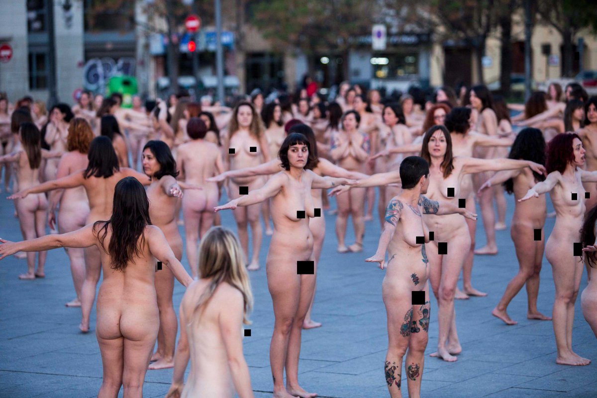 Women spencer tunick nude