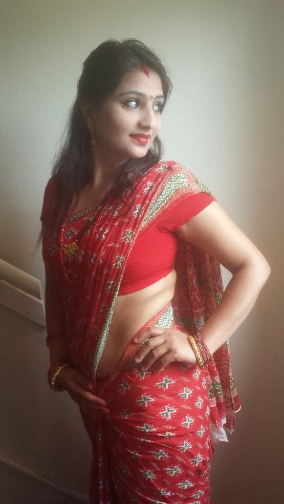Desi real aunty nude pics collection similar to xossip