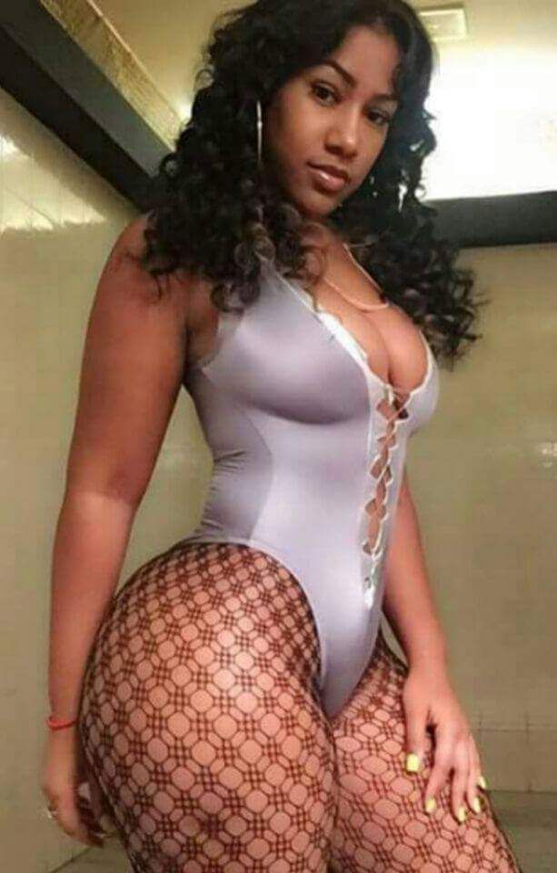 Real african women ass