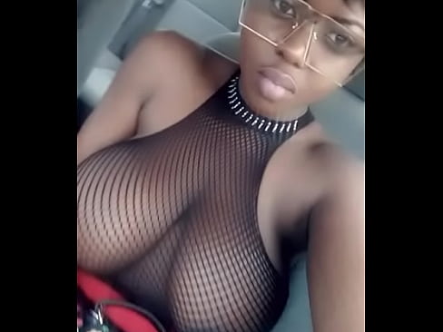 Expose huge boobs nigerian girl
