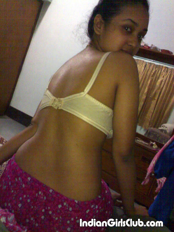 Bangladeshi very hot and sexy girl. com