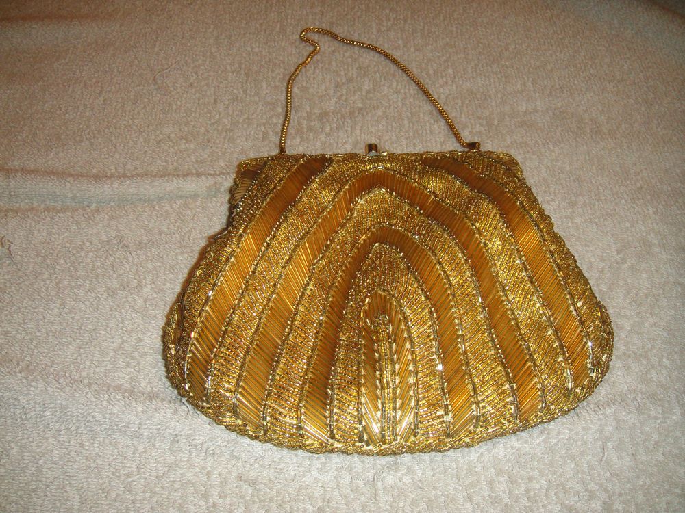 Vintage beaded handbag la regale ltd
