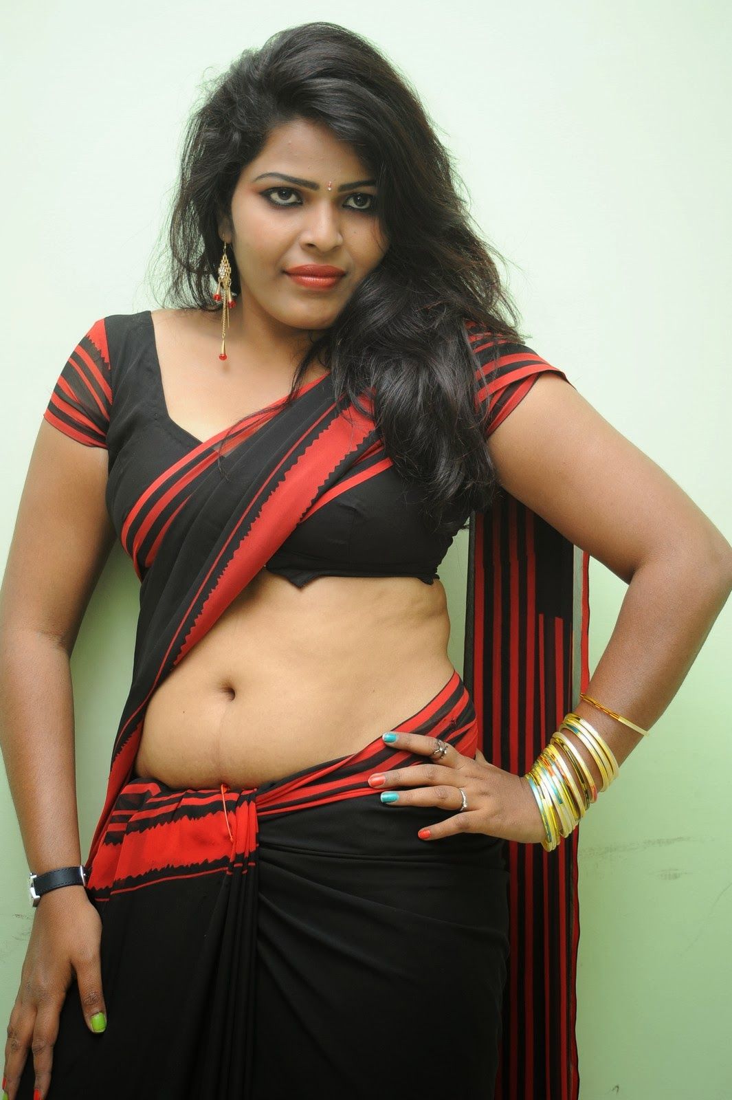 Sexy aunties hot navel images