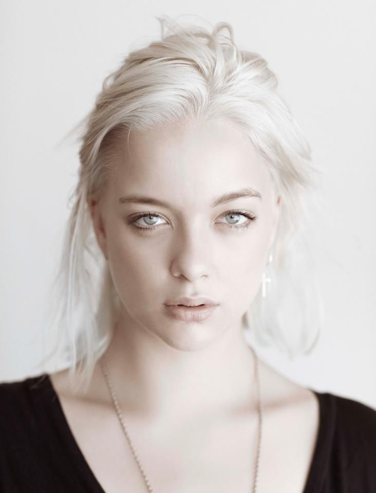 Pale White Blonde Girl Elsa Jean