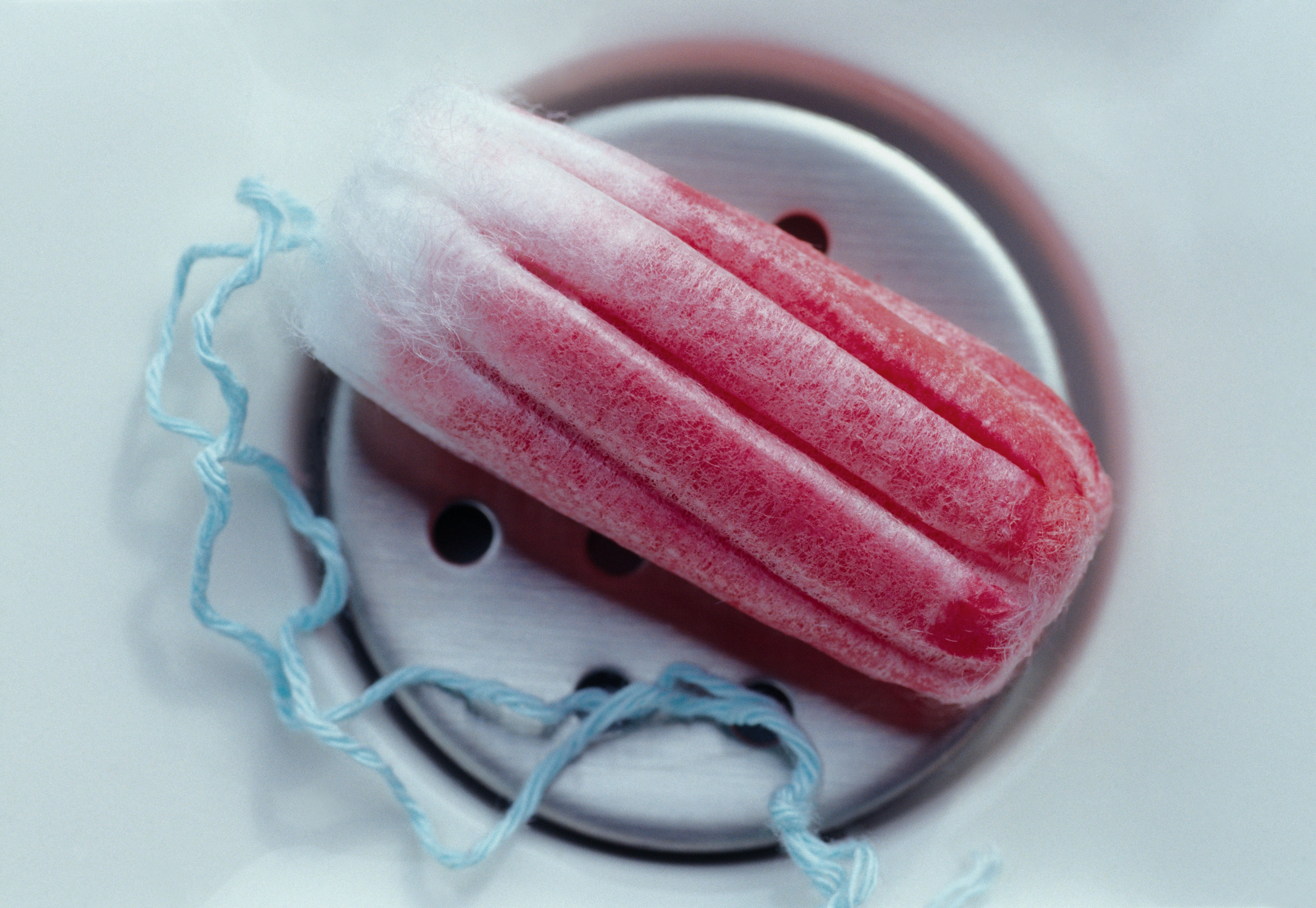 Pad menstruation used bloody tampon