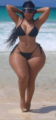 Xxx big hips nigerian women