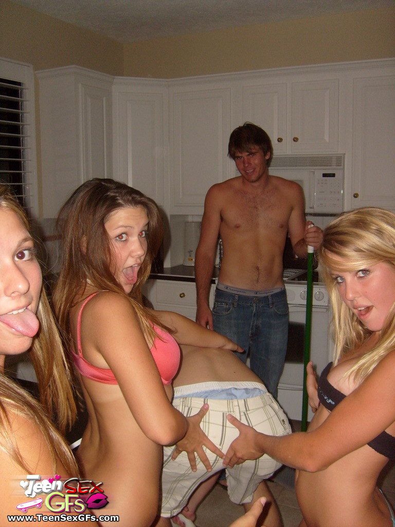 Nude teen party pictures