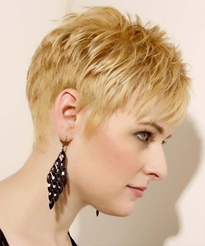 Short textured haircut for women
