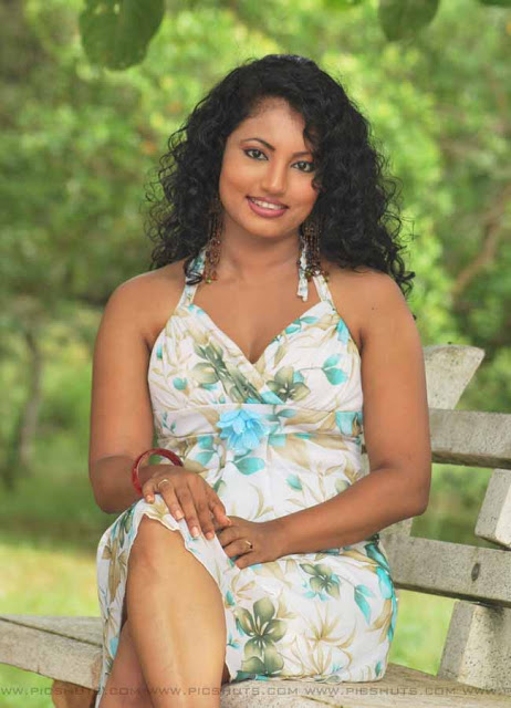 Hot sri lankan actresses