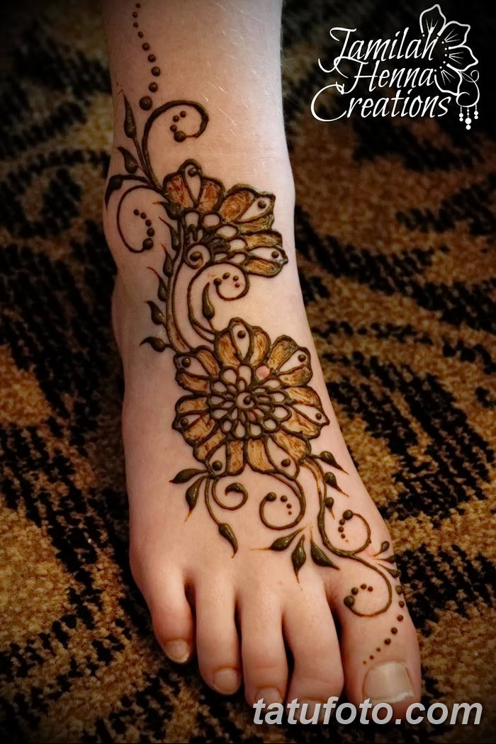 Henna tattoo on foot