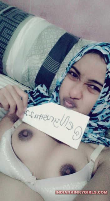 Muslim teen girl nude