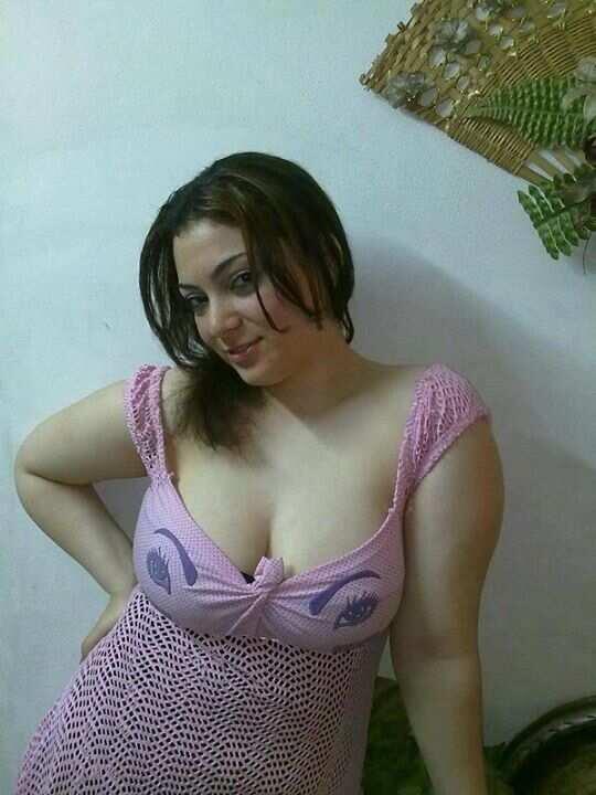 Sexy arab nice breast nude