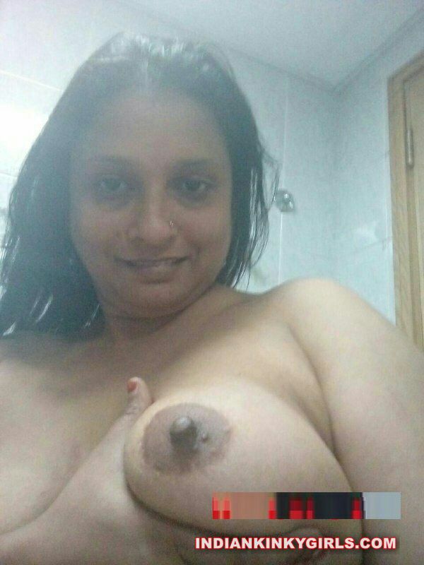 Nude desi big boobs