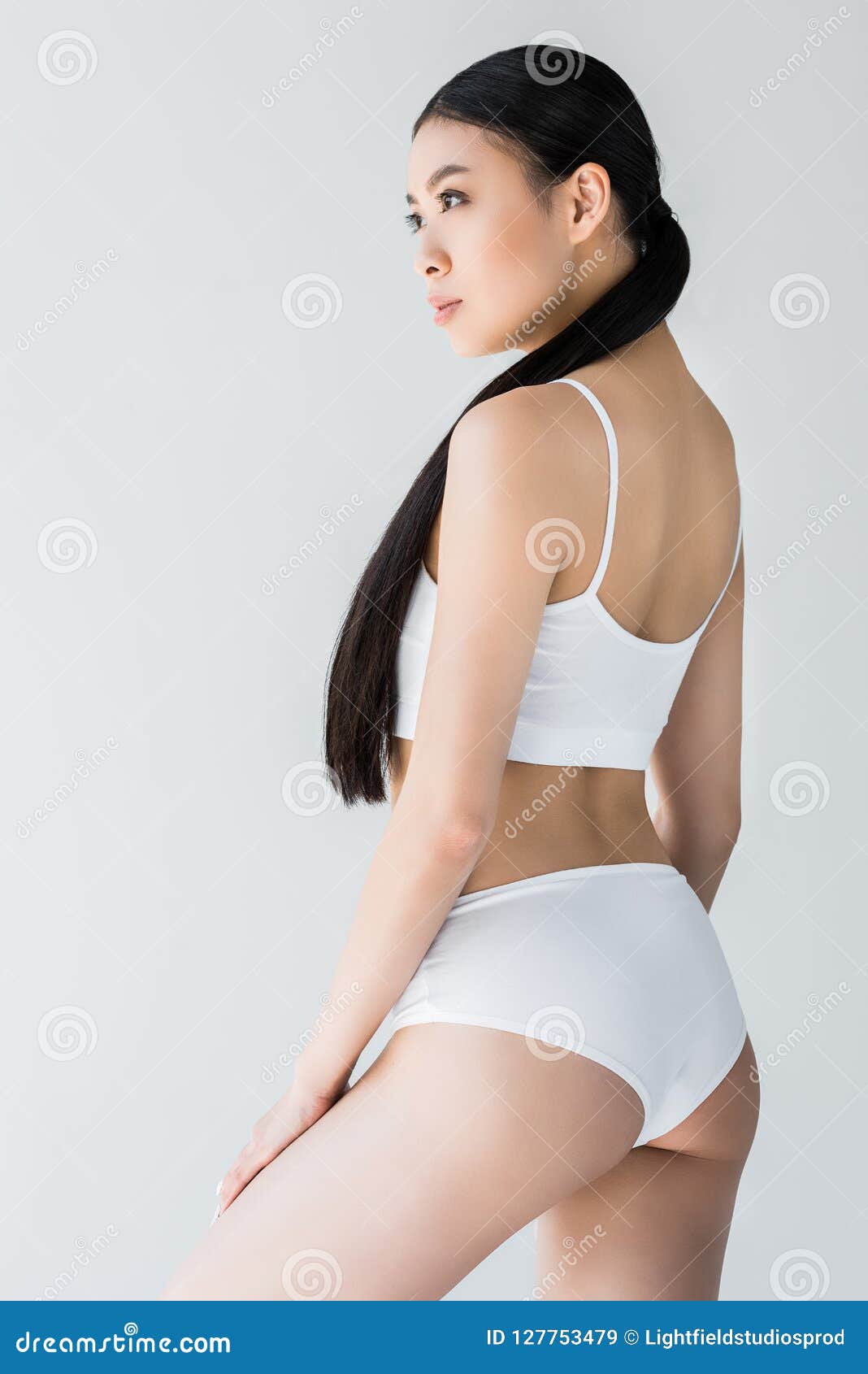 Asian girls lingerie photos