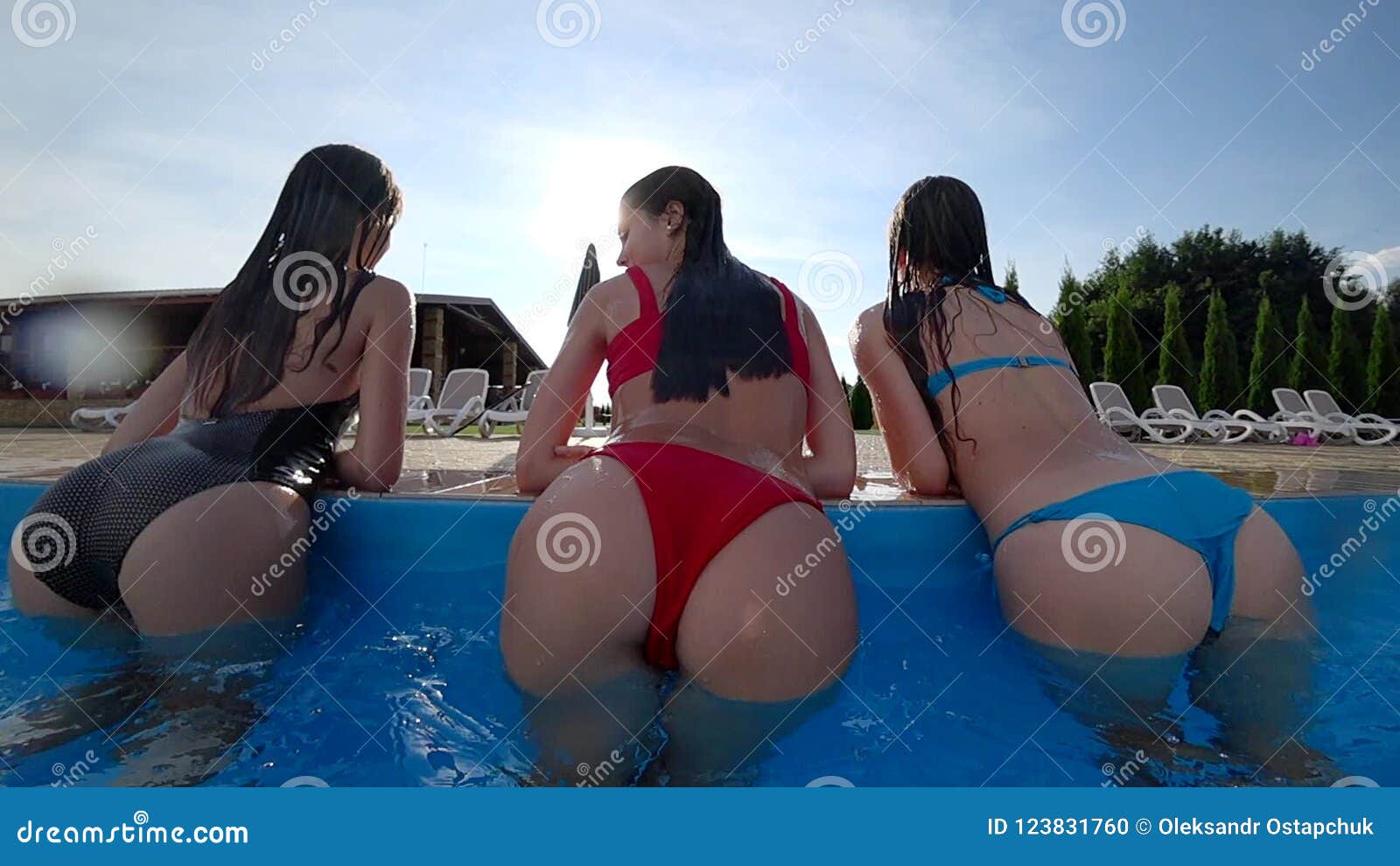 Girls at water park ass