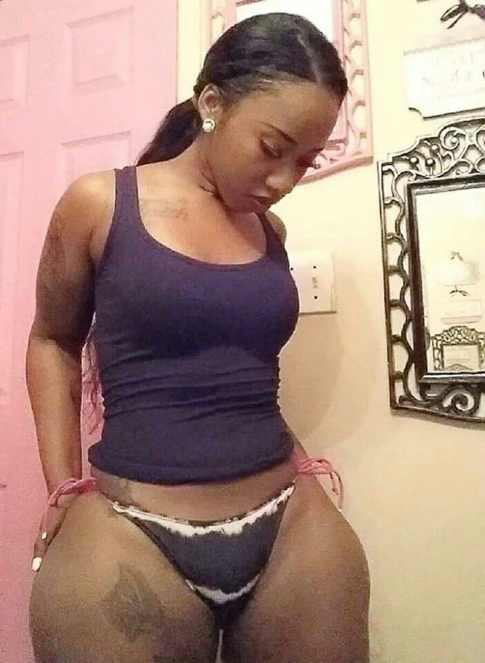 Wide hips thicker african pussy