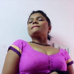 Saree naked images open aunty indian