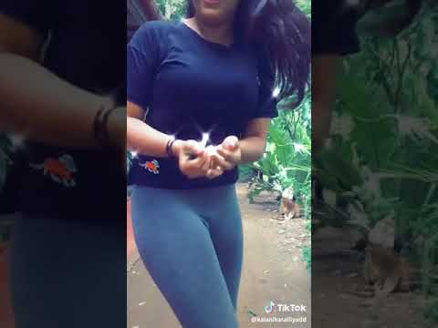 Sri lankan girls ass pics