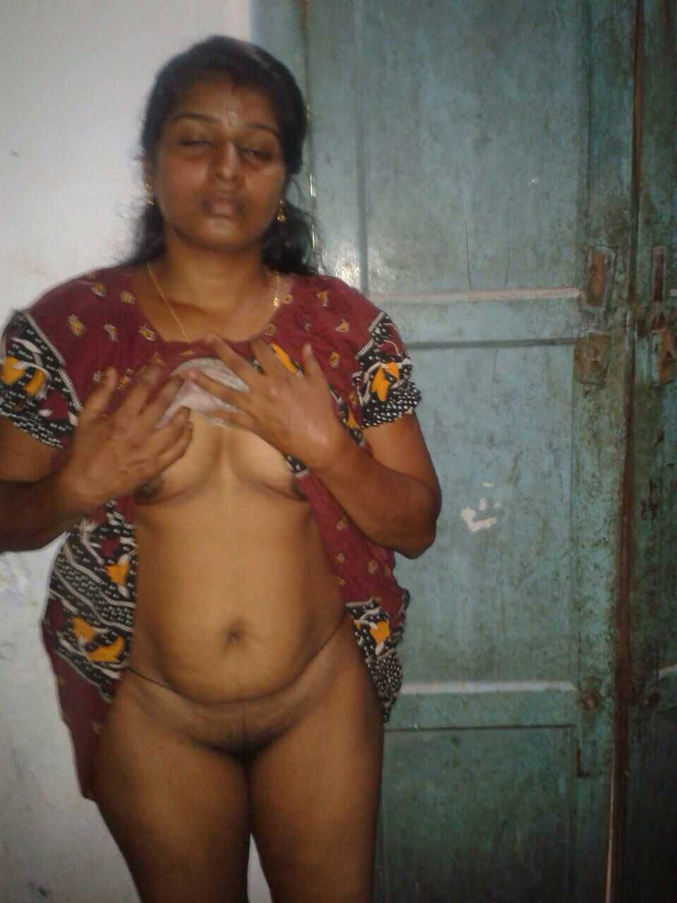 South aunty nude photo