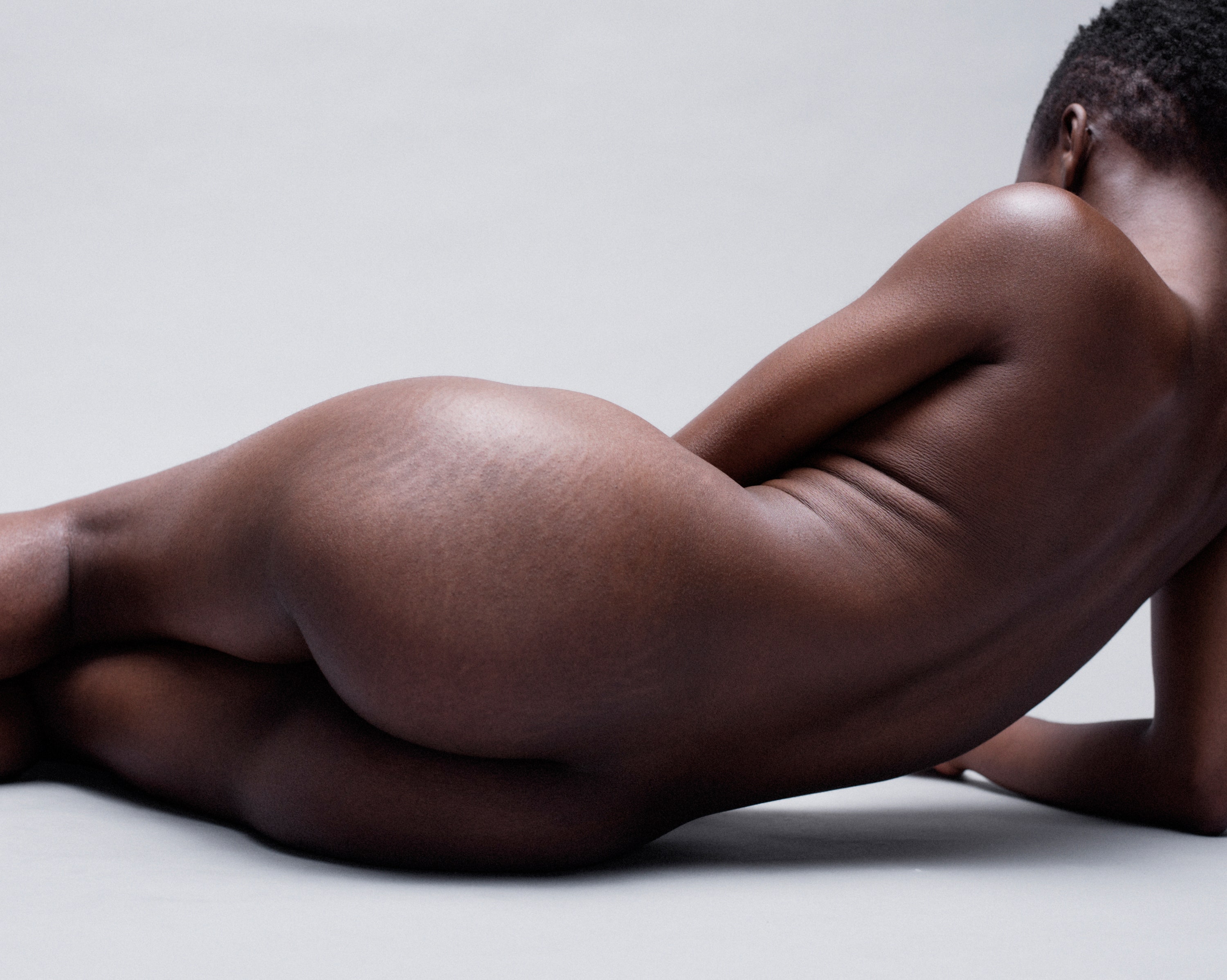 Nude stretch mark booty black girl pics