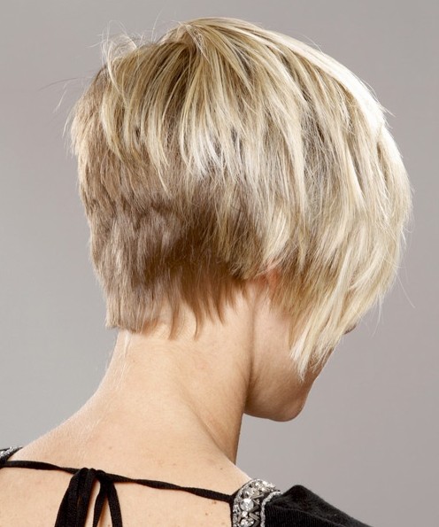 Short textured haircut for women